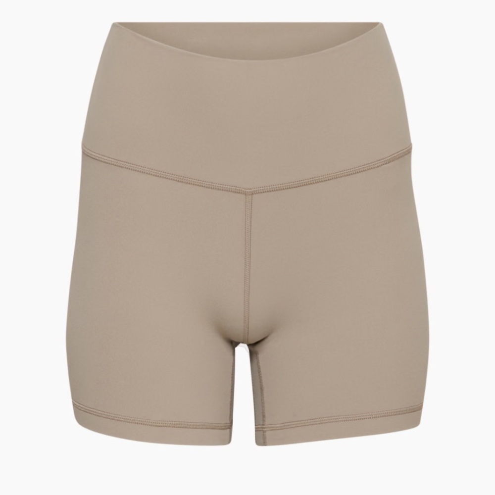 ARITZIA! Golden Butter New Cheeky Hi-Rise 5” Short in Nomad Taupe
